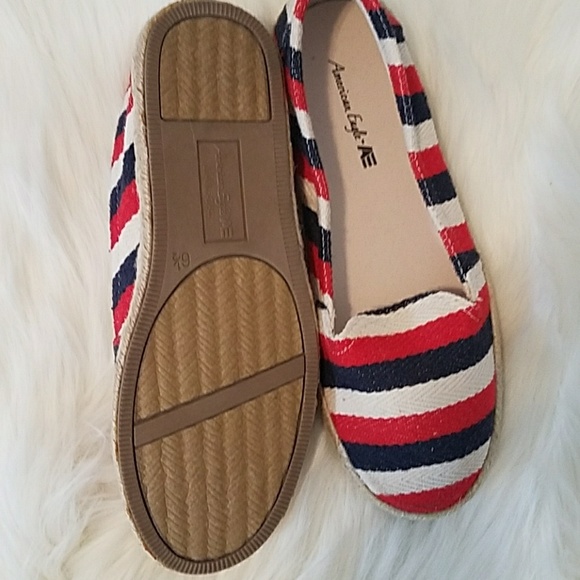 American Eagle woven slip-ons / flats 6.5 - Picture 2 of 6